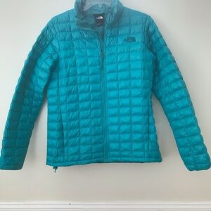 NorthFace Women's Thermoball Jacket Size (M) Medium